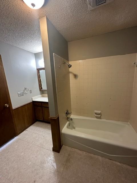 4358 S Austin St #1 - Photo 5 of 7