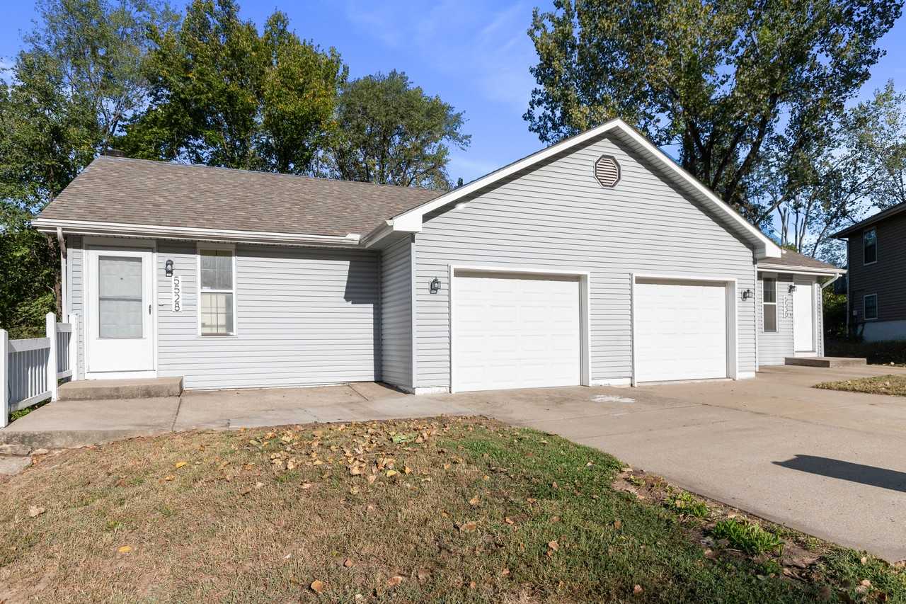 5528 Nw Homer White Rd - Photo 2 of 25