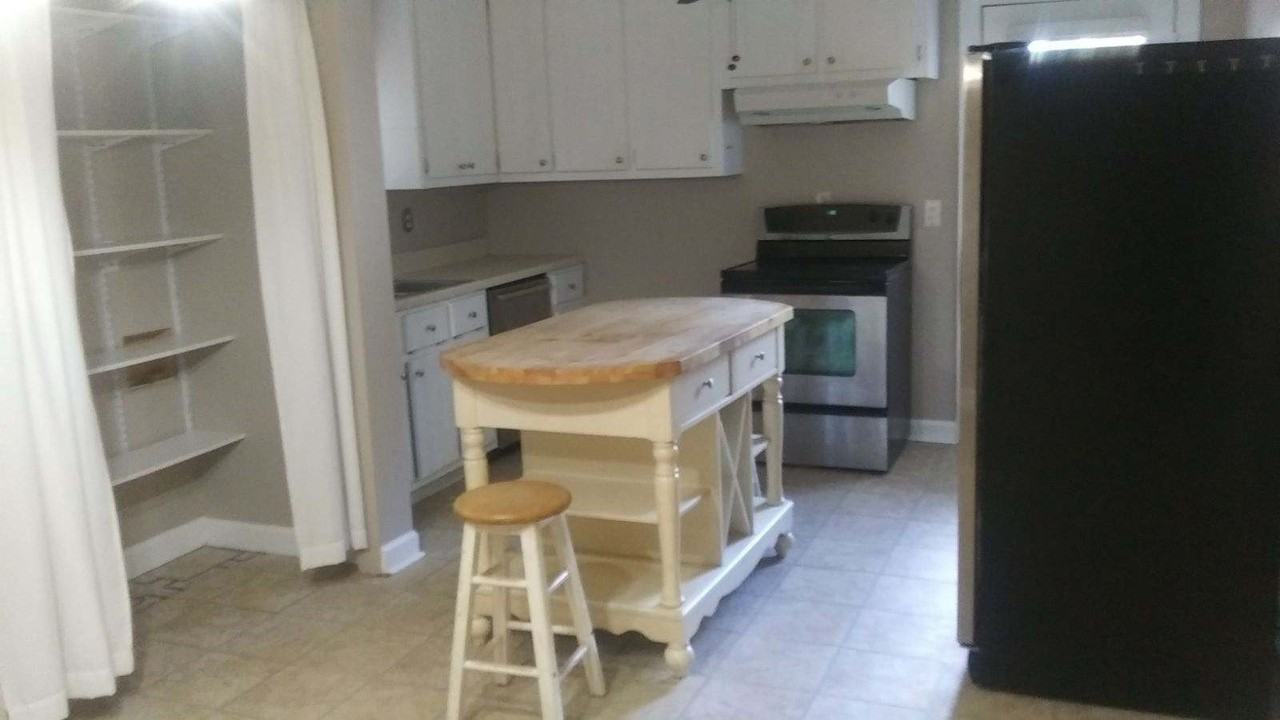 164 Mountain View Rd Se #NA - Photo 2 of 6