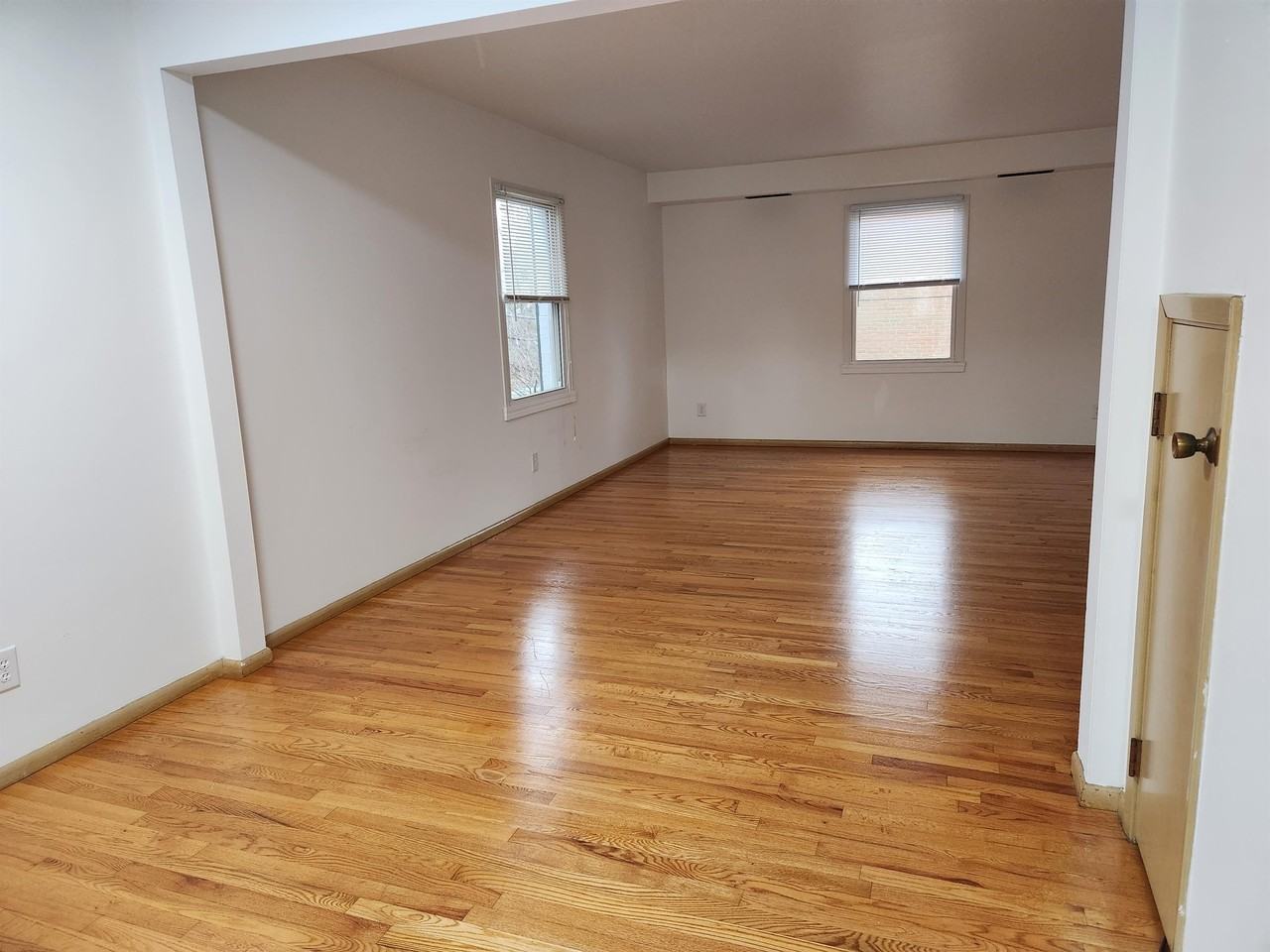 350 Fairmont Ave - Photo 4 of 50