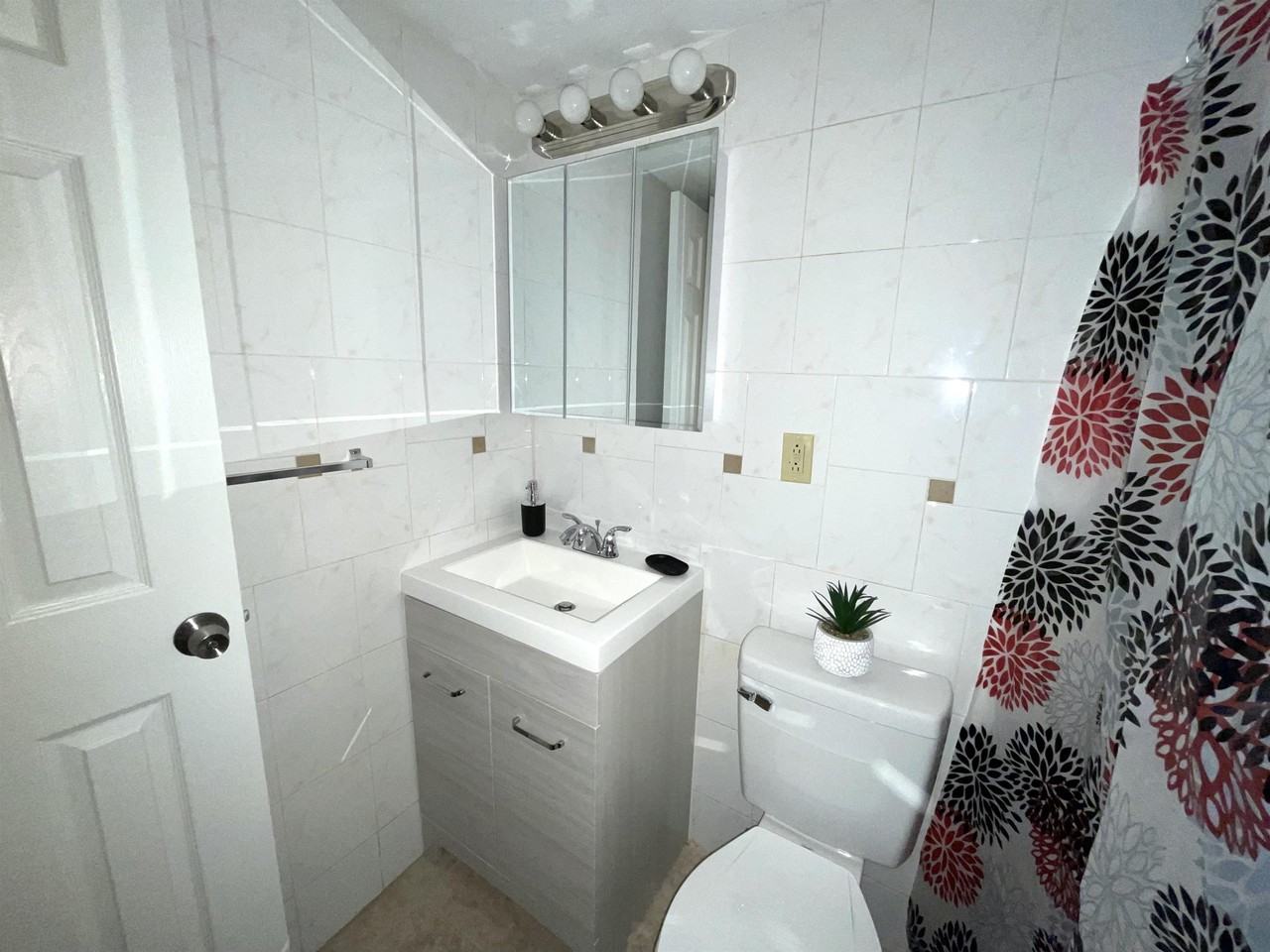 1005 1005 GLASS RUN ROADAPT 1 #1005-01 - Photo 6 of 7