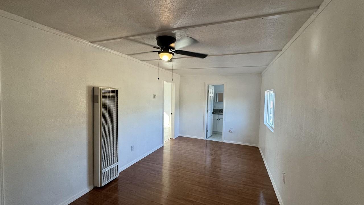 579 E Naranjo Blvd #2 - Photo 2 of 10