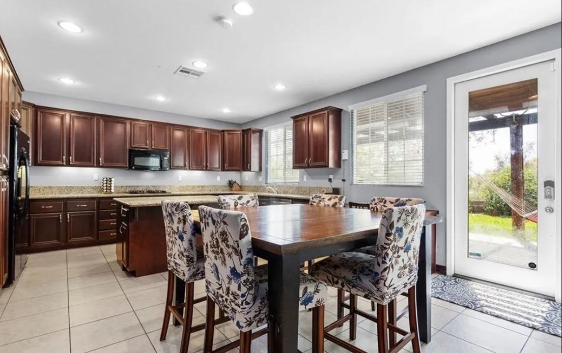 Brentworth Street - Photo 6 of 9