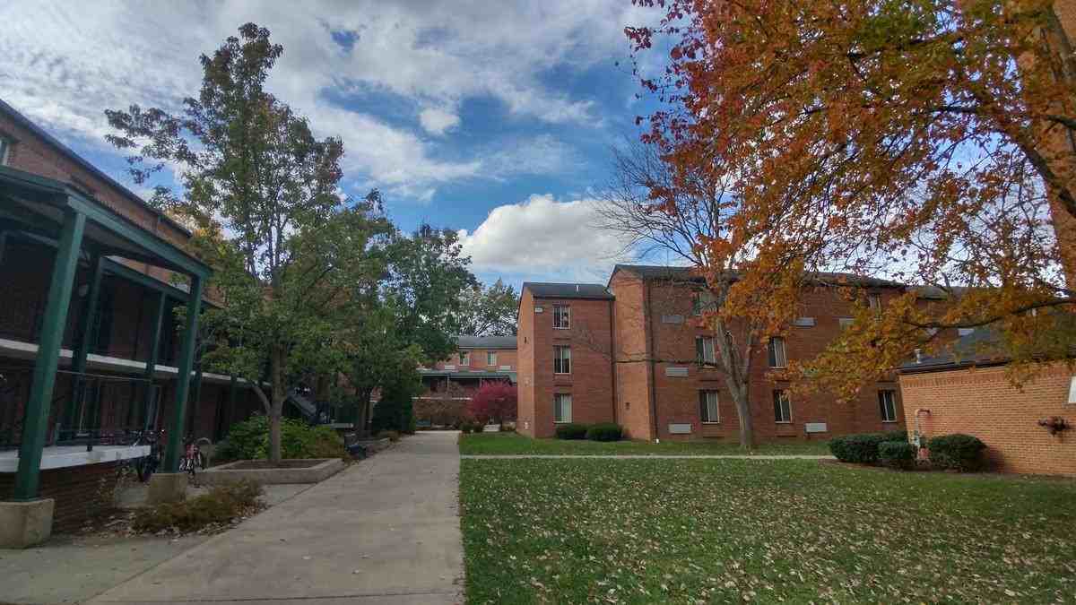 186 Mill St - Photo 3 of 10