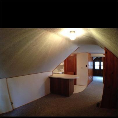 317 W Chamberlin St - Photo 2 of 5