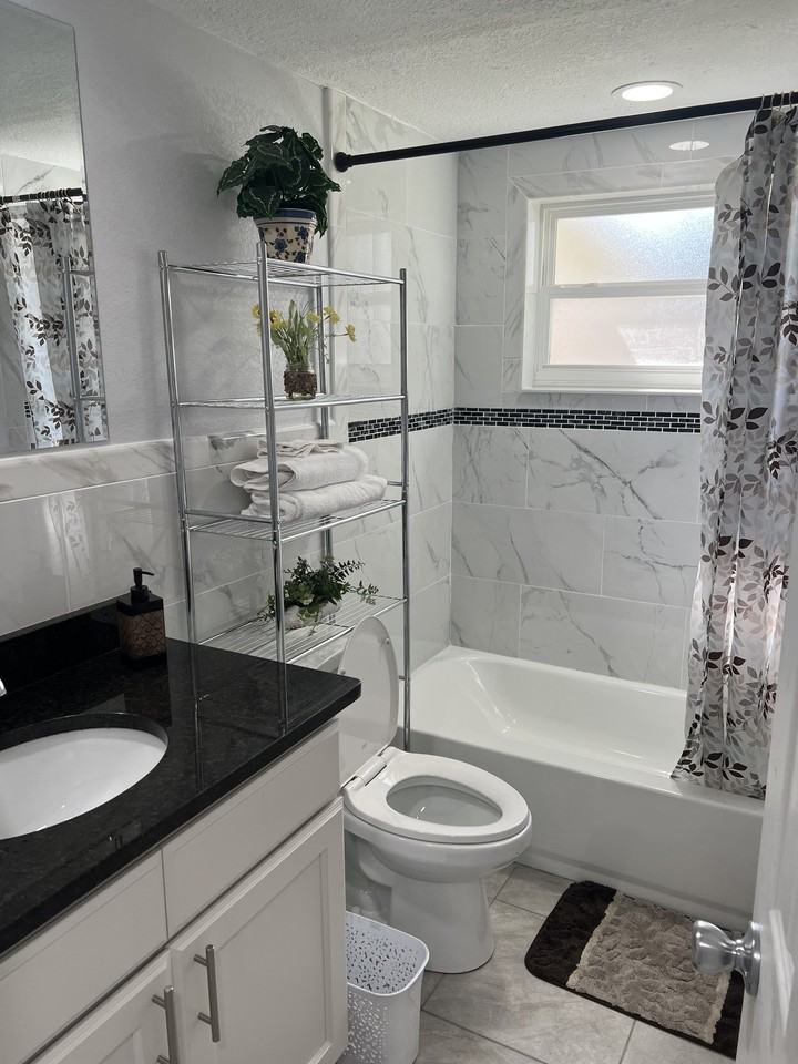 8331 Wilkins St - Photo 2 of 12