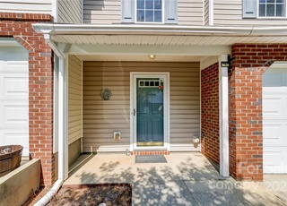 8018 Christmas Ct - Photo 2 of 8