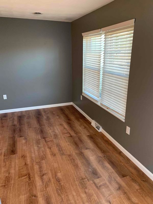 302 Northwinds Dr - Photo 3 of 18