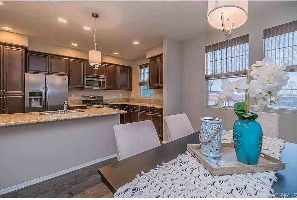 1870 Gladys Ave Unit 101 #NA - Photo 2 of 19