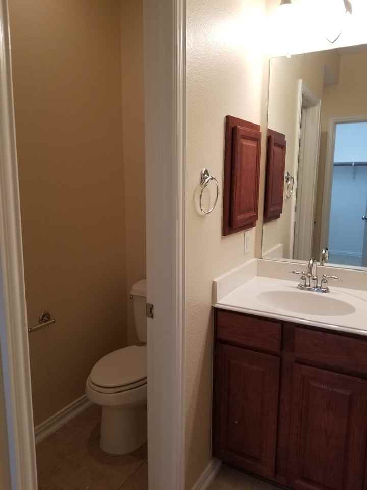 4000 Rome Ct - Photo 3 of 20