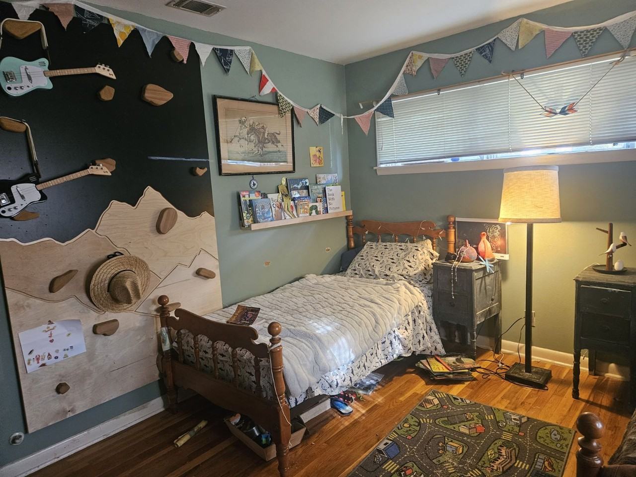 1105 Sycamore St #1 - Photo 6 of 8