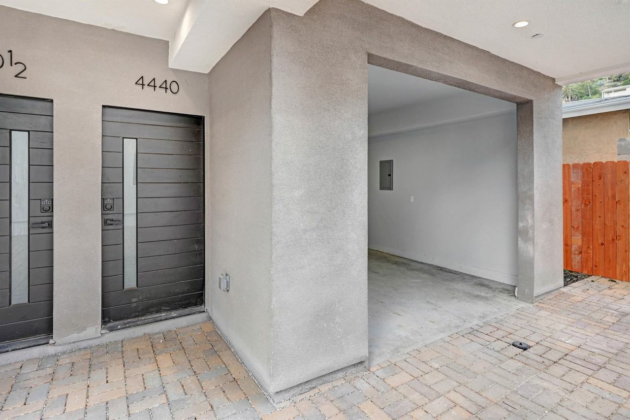 4440 1/2 Turquoise St - Photo 2 of 18