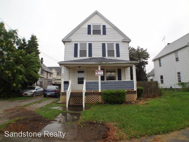 207 Georgia Ave - Photo 2 of 34