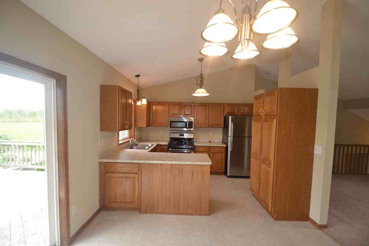 731 Countryside Rd - Photo 3 of 7