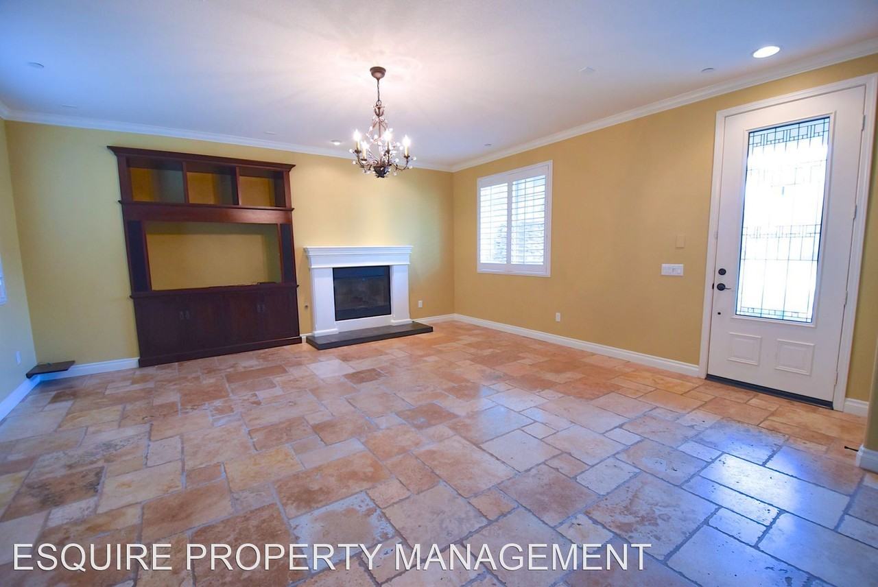 4072 Farralon Way - Photo 2 of 17