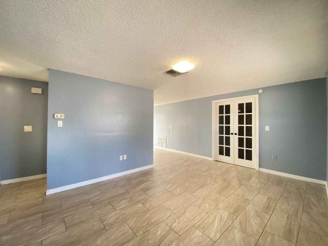 6436 Tralee Ave - Photo 3 of 20