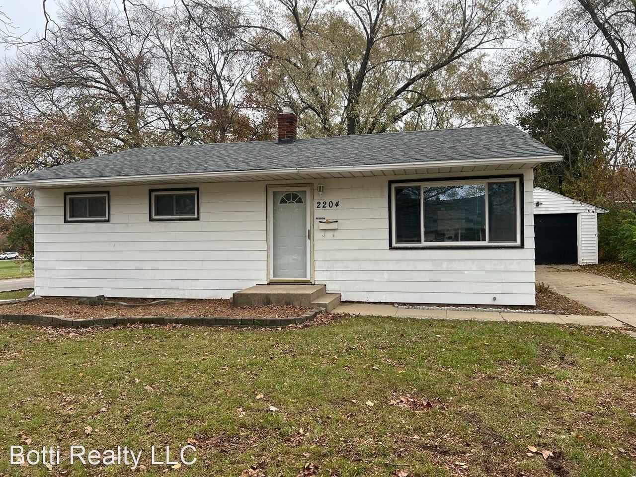 2204 23rd St, Rockford, IL 61108 3 Bedroom House for 1,300/month Zumper