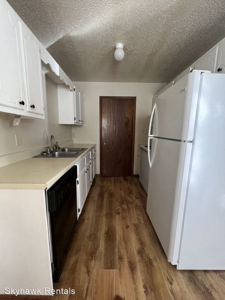 Clifton St - Photo 3 of 9