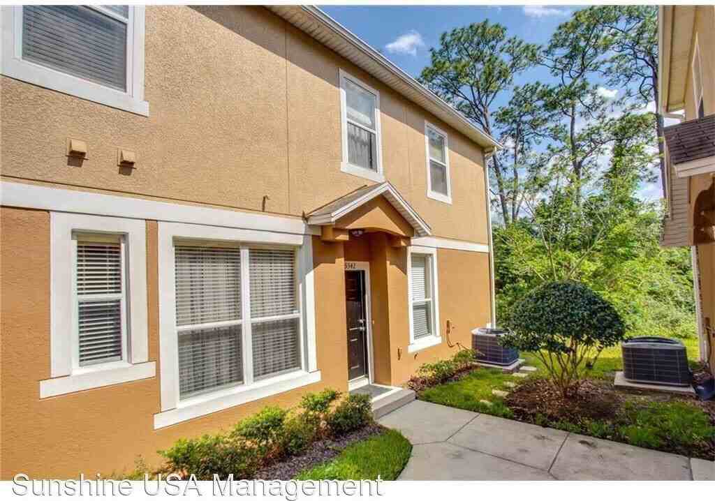 15342 Oak Apple Ct - Photo 2 of 32