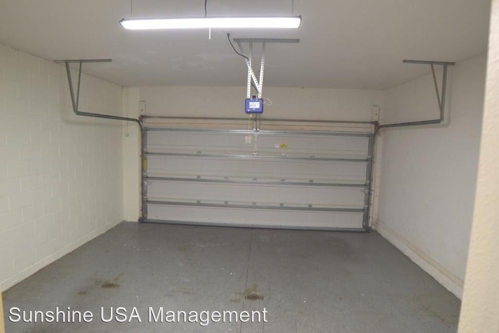 15342 Oak Apple Ct - Photo 3 of 32