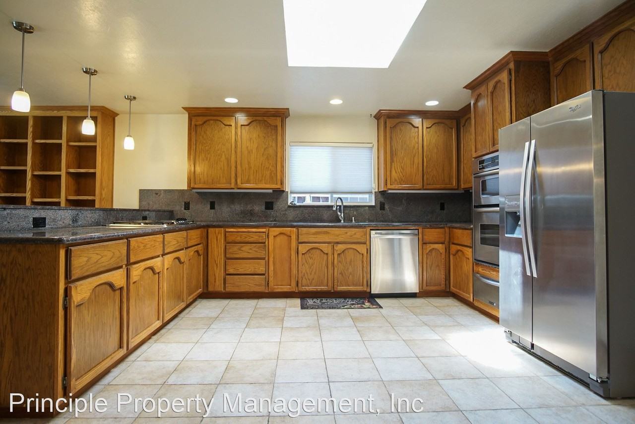 1720 Harte Dr - Photo 3 of 25