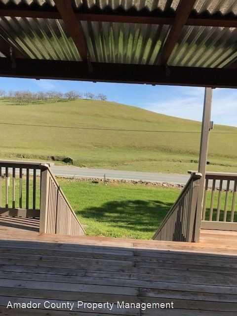 2395 Camanche Rd - Photo 3 of 11