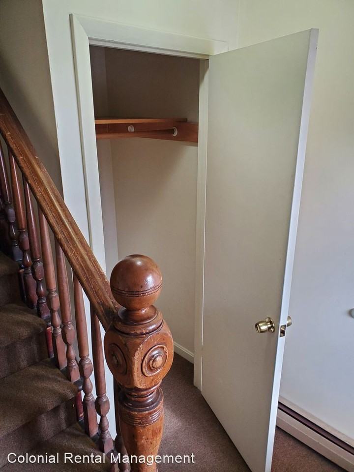 16-18 Dunbar Dunbar 16-18 - Photo 3 of 23