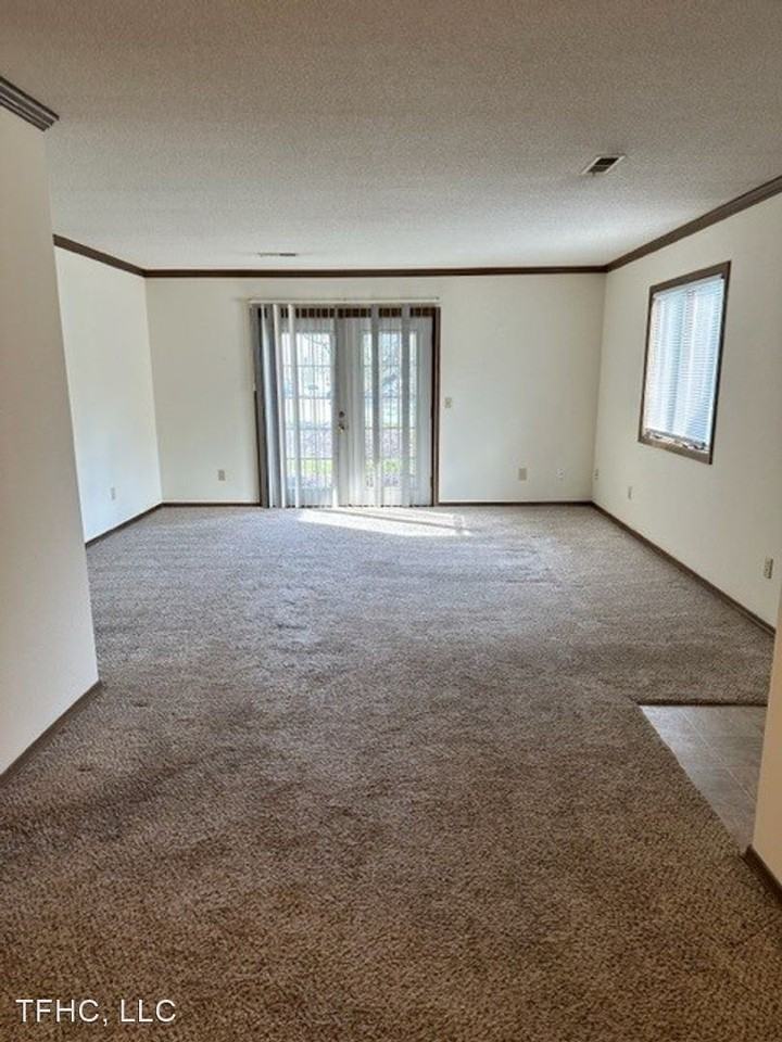 Homestead Cove - Photo 3 of 6