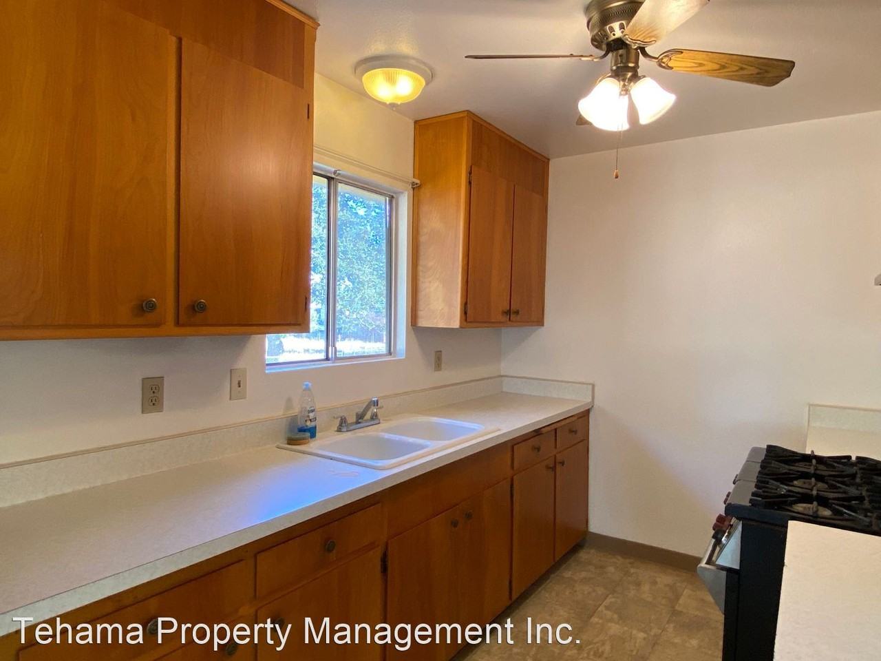 355 Linda Ct - Photo 3 of 19