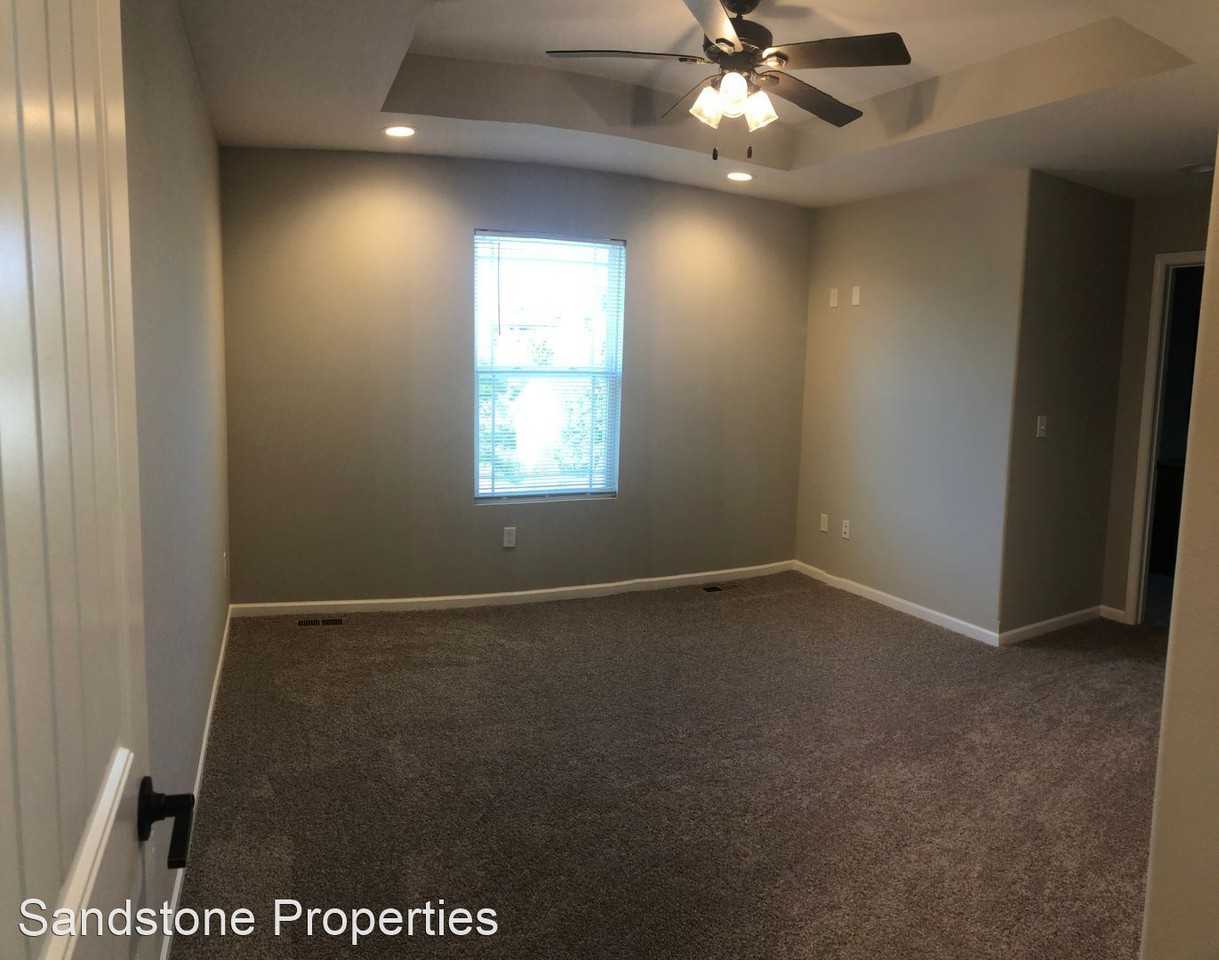 4014 Newcastle Ln - Photo 3 of 23