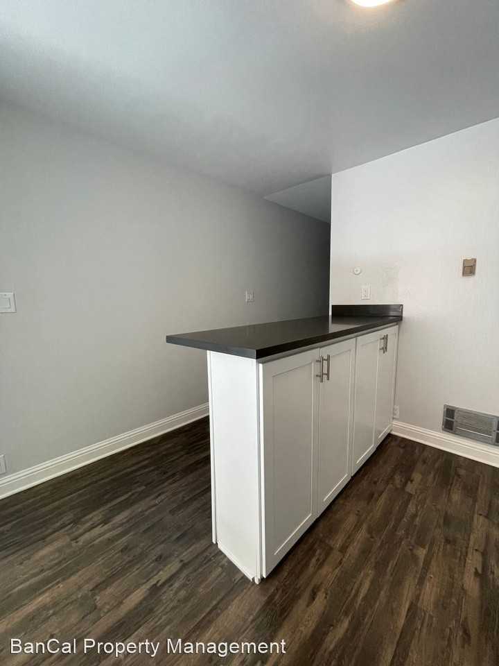 1144 Pine Street - Photo 2 of 9