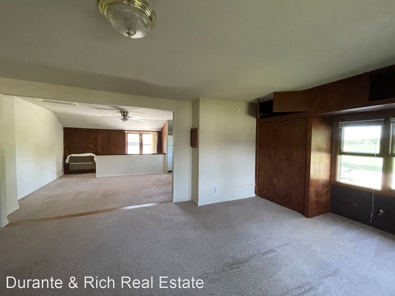 4111 E. Wonder Lake Road - Photo 2 of 19