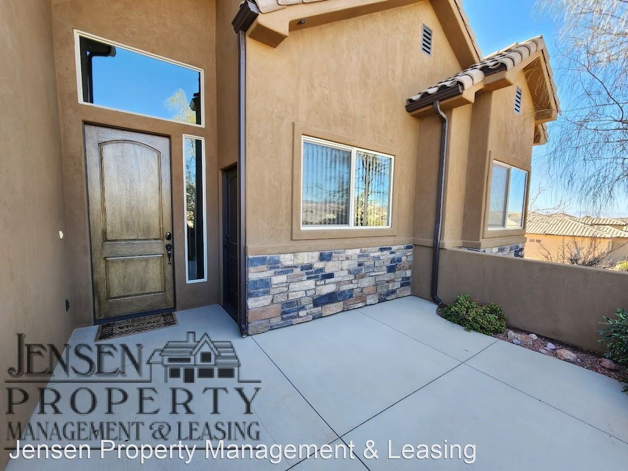 4243 W 2700 S - Photo 3 of 43