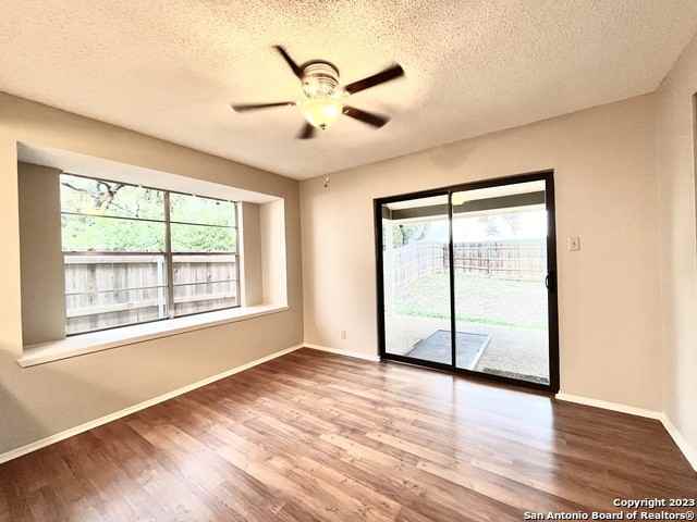 2903 Sky Cliff St - Photo 3 of 25