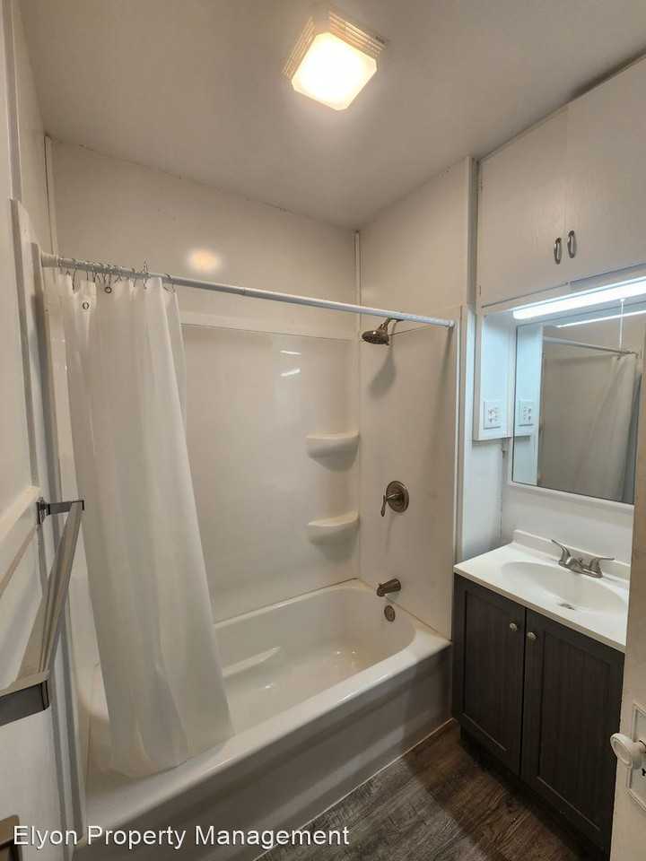 7101 27th Avenue - Photo 2 of 5