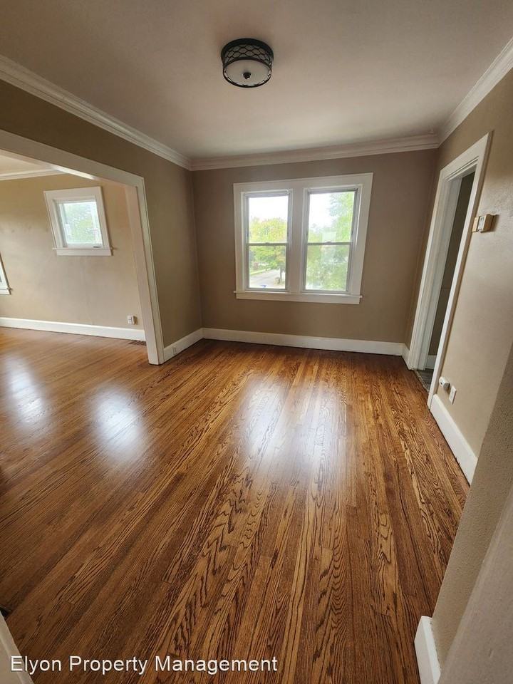 7101 27th Avenue - Photo 3 of 5