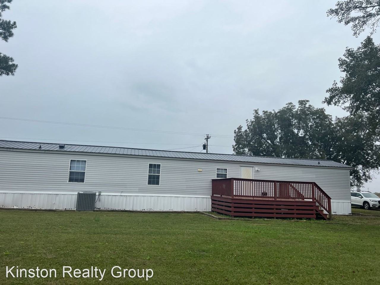 1106 Jonestown Rd - Photo 2 of 14