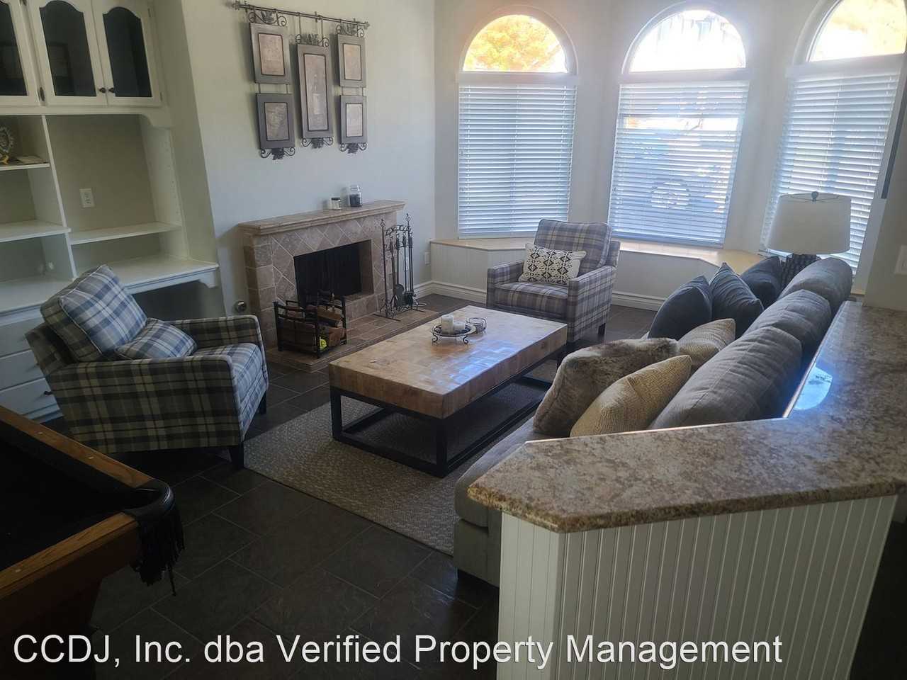 15102 Doug Rd - Photo 2 of 12