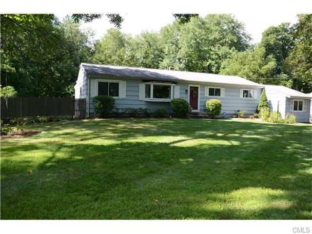 81 Chestnut Hill Rd - Photo 2 of 19