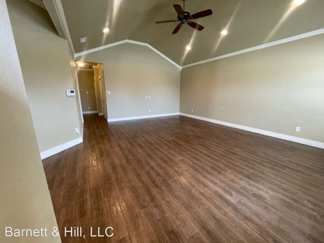 1301 Cabernet Dr - Photo 2 of 20