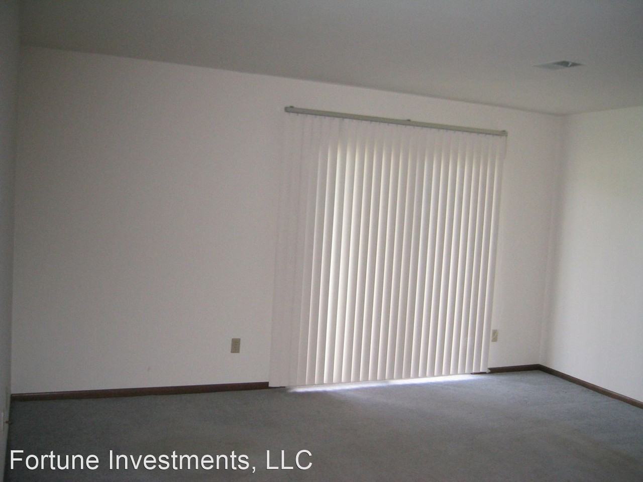 1510 Kenilworth Court - Photo 3 of 12