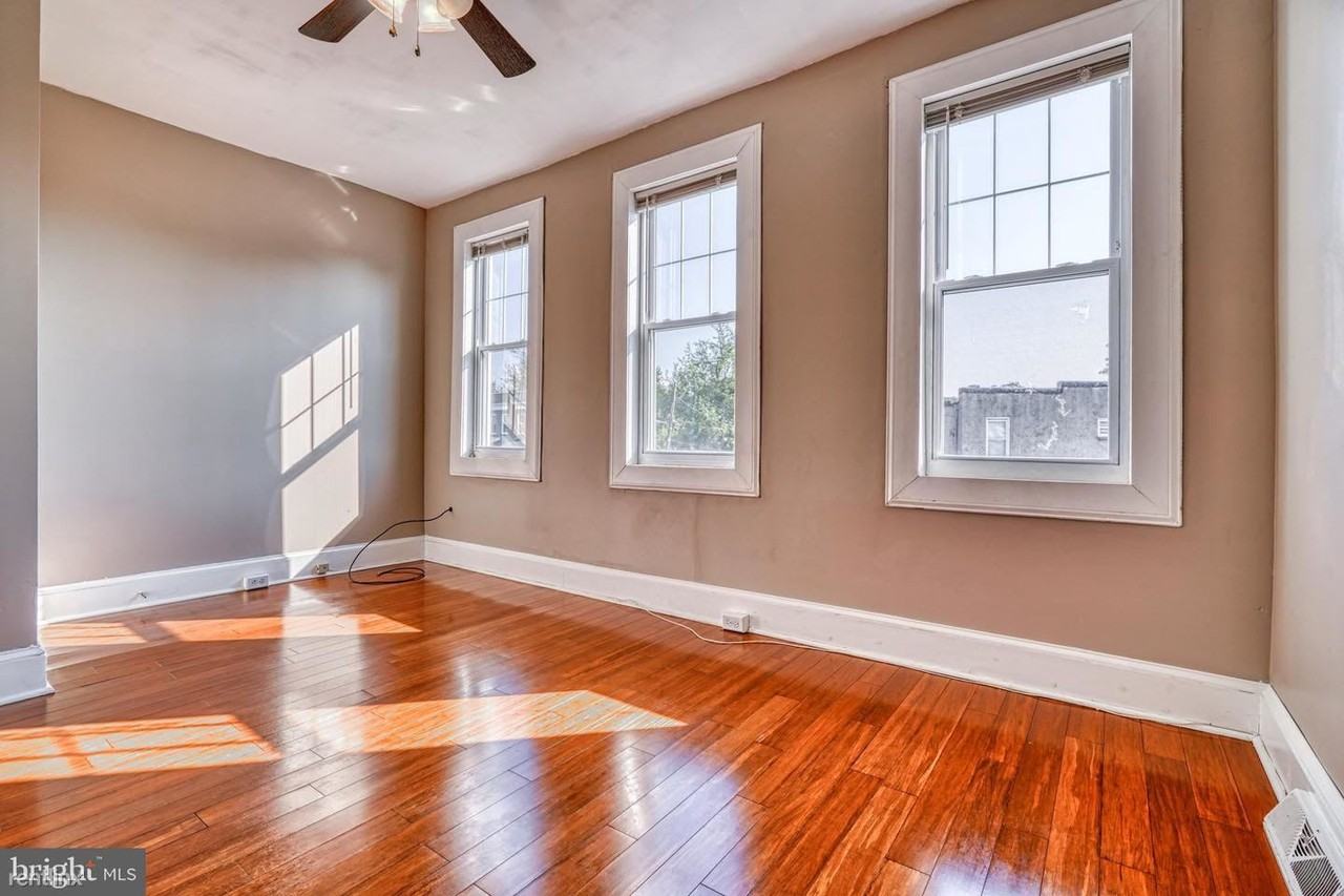 4908 Litchfield Ave - Photo 2 of 22