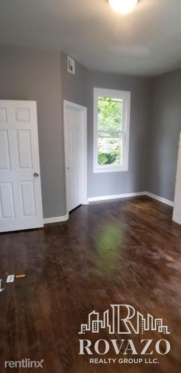 185 Roseville Ave - Photo 2 of 6