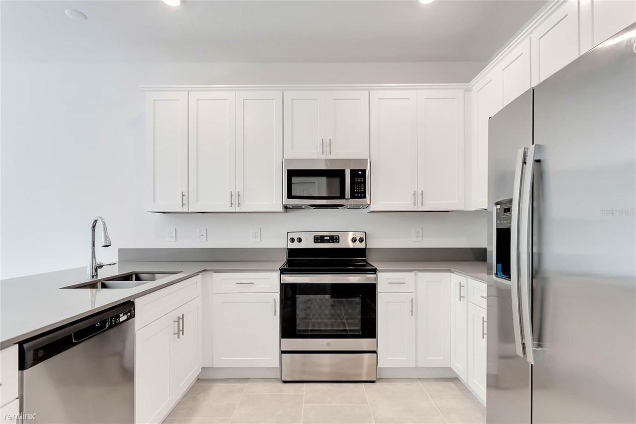 7485 Stone Creek Trl - Photo 3 of 4