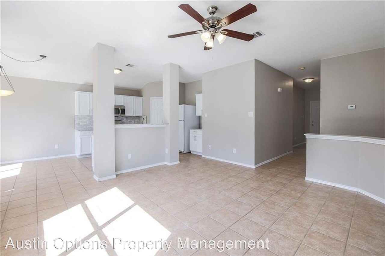 1617 Diana Dr - Photo 2 of 5