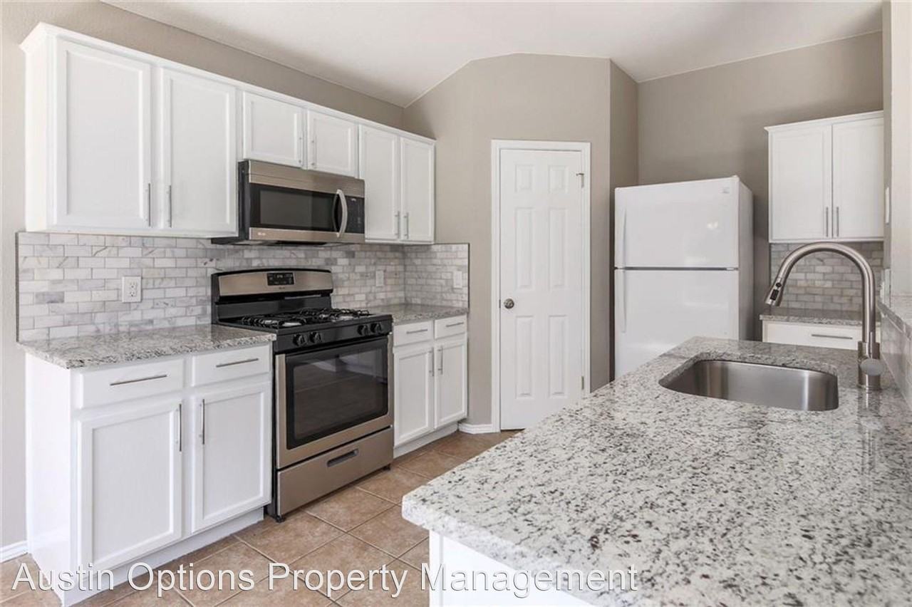 1617 Diana Dr - Photo 3 of 5