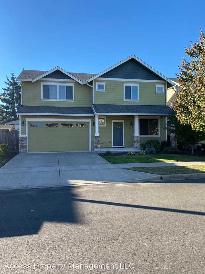 153 Ne American Dr - Photo 2 of 19