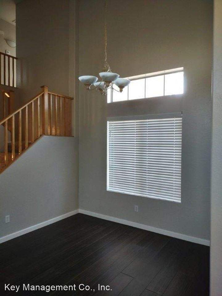 15272 W Cottonwood St - Photo 3 of 19