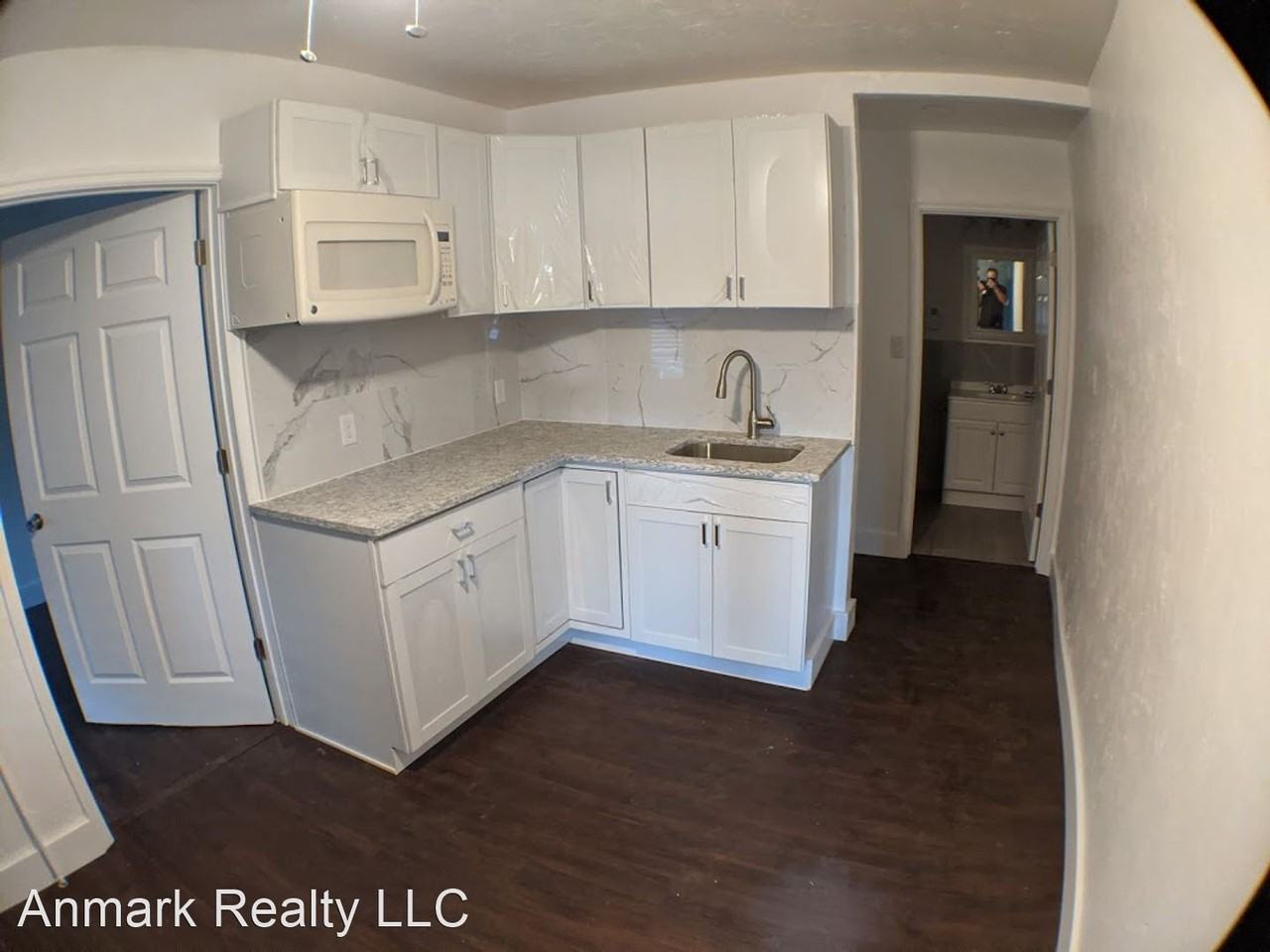 401 Colonia Ln, E. - Photo 2 of 14