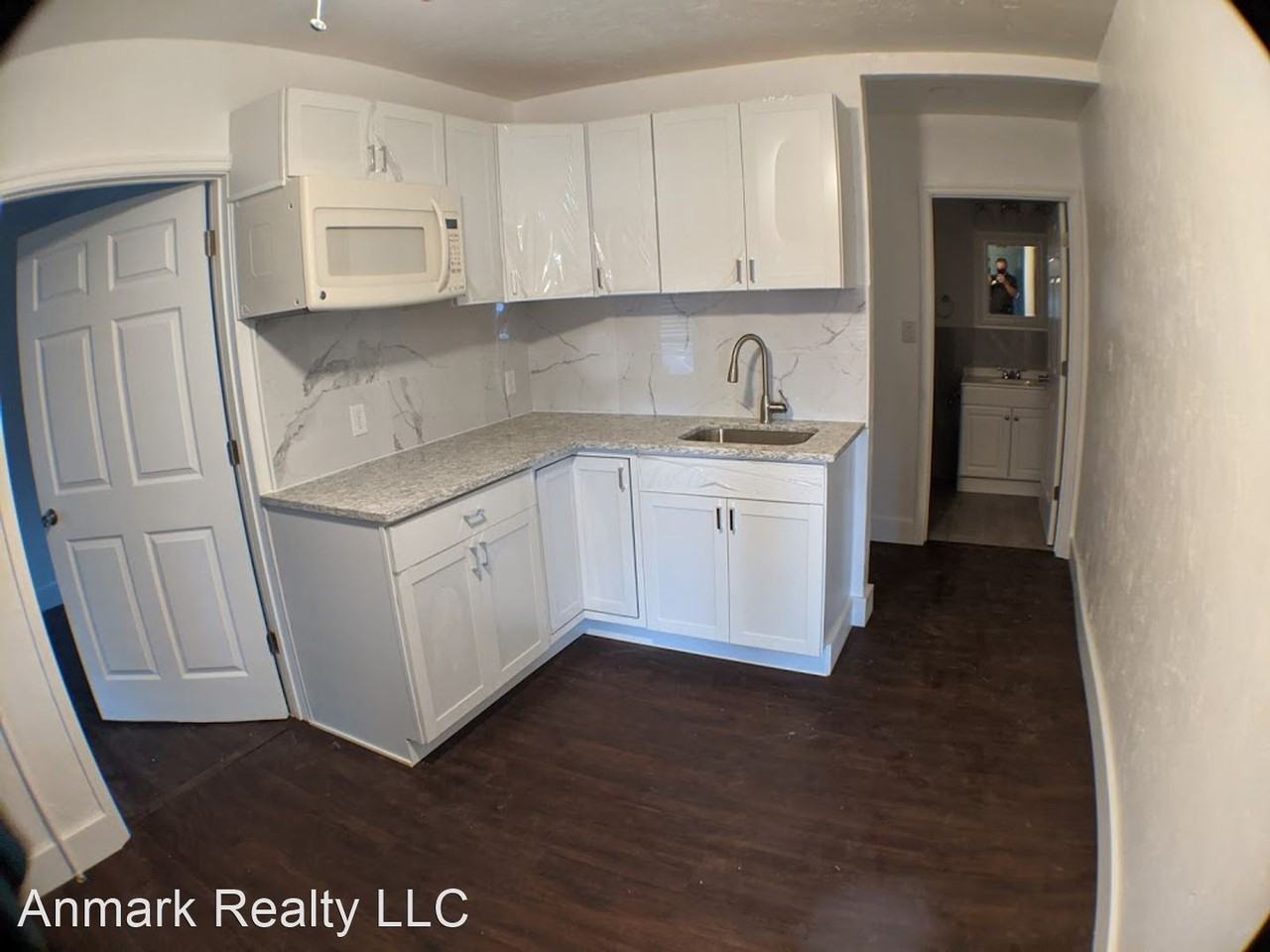 401 Colonia Ln, E. - Photo 3 of 14